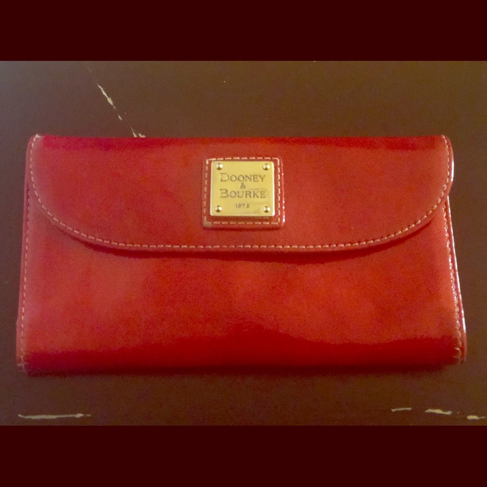 Red patent leather wallet - great condition